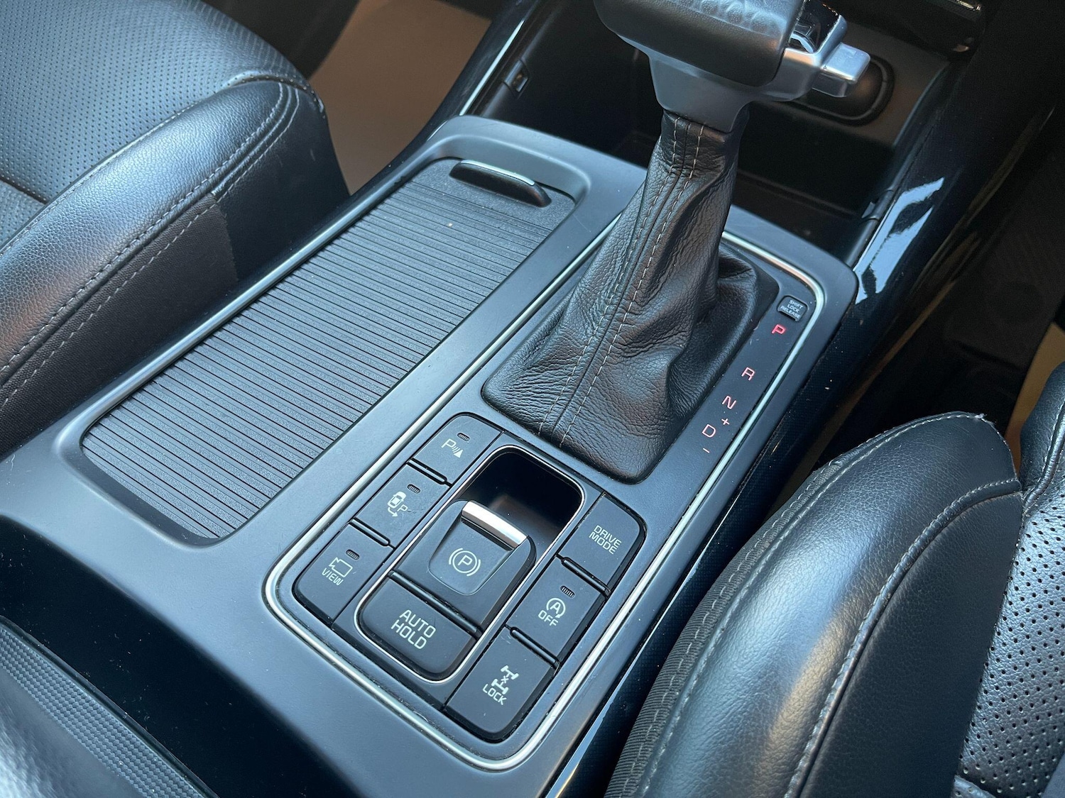 Used Kia Sorento 2016 for sale - 76786729: Photo 11