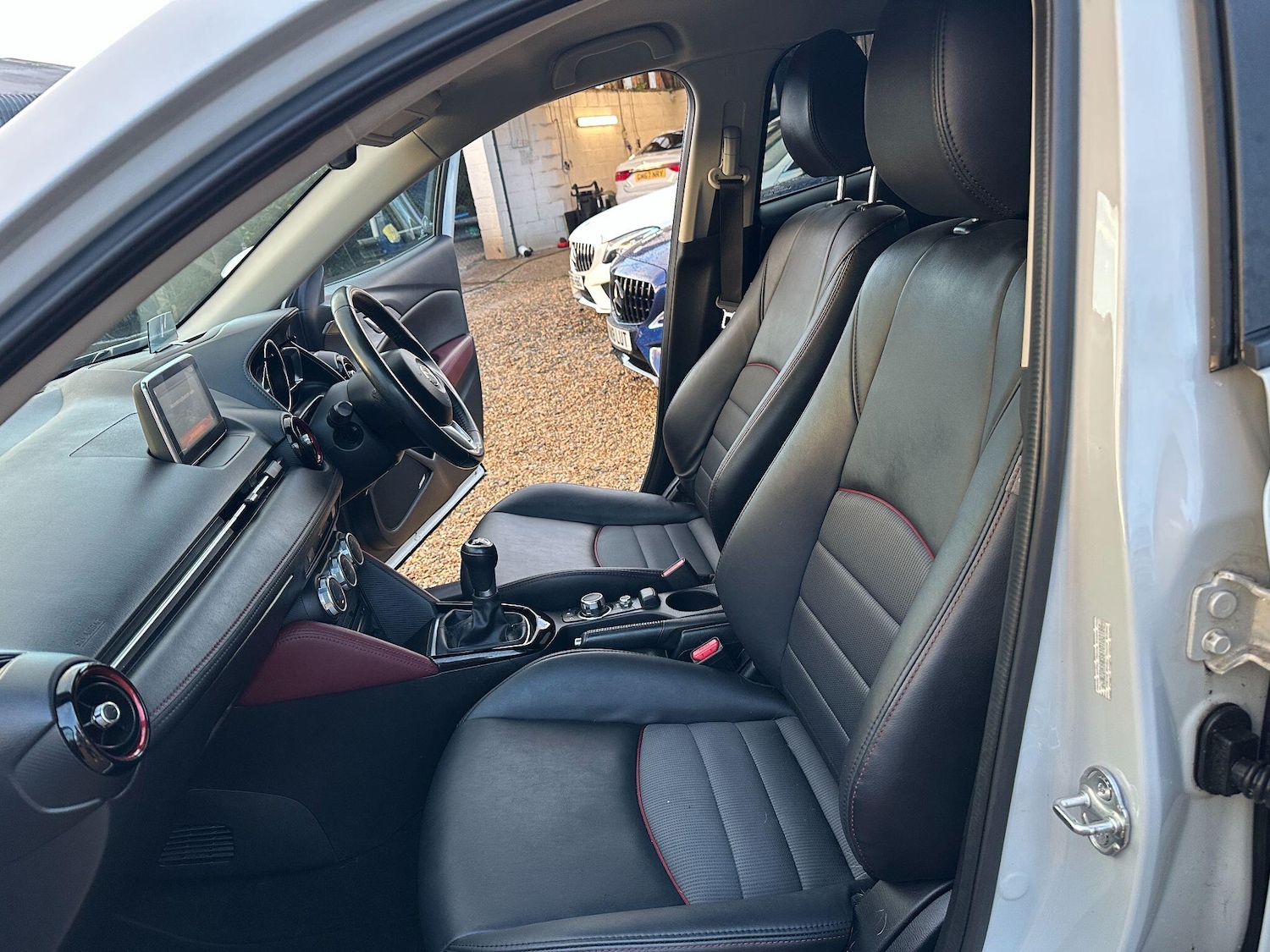 Used Mazda CX-3 2015 for sale - 76326977: Photo 10