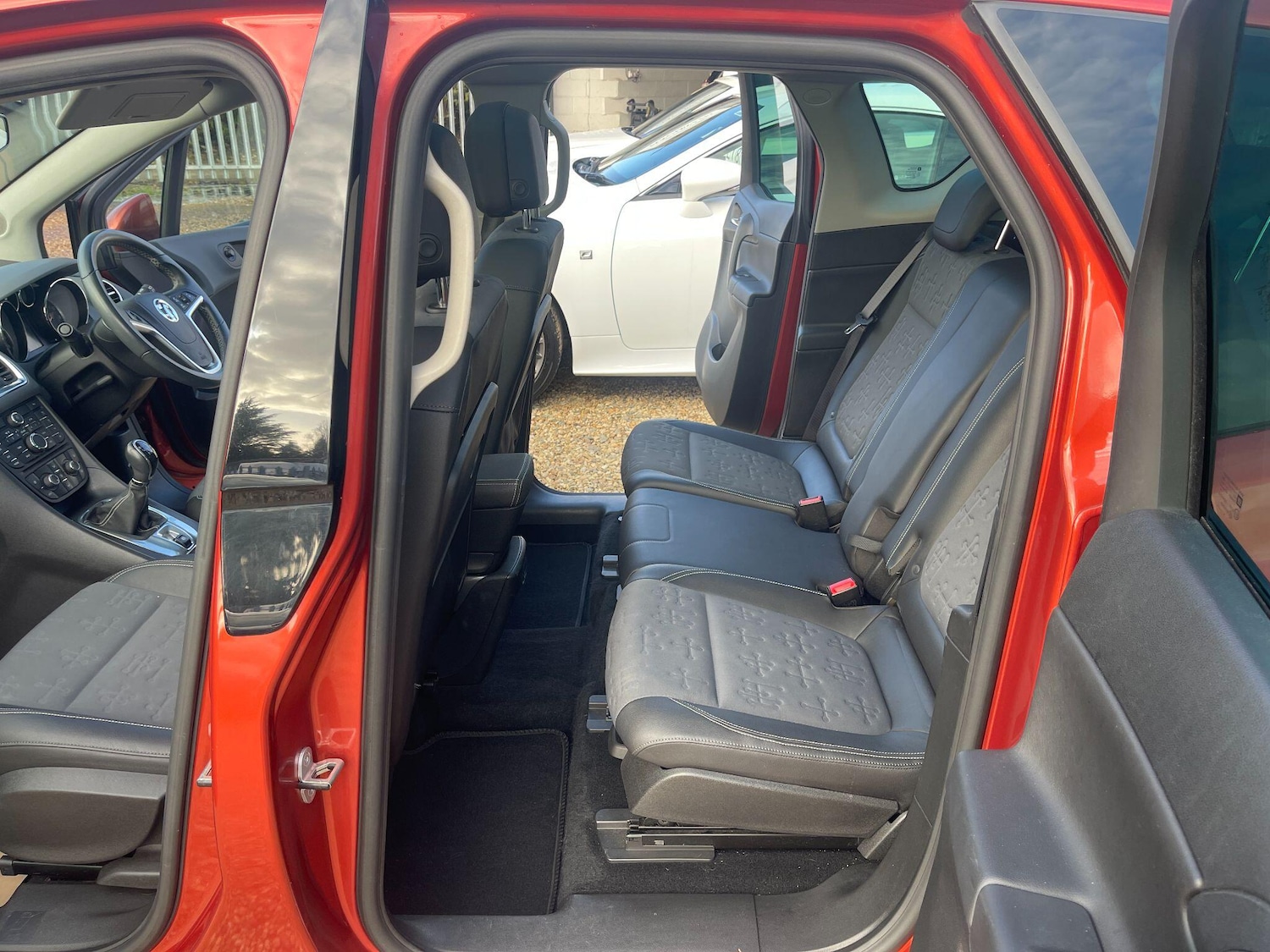 Used Vauxhall Meriva 2013 for sale - 76608219: Photo 11