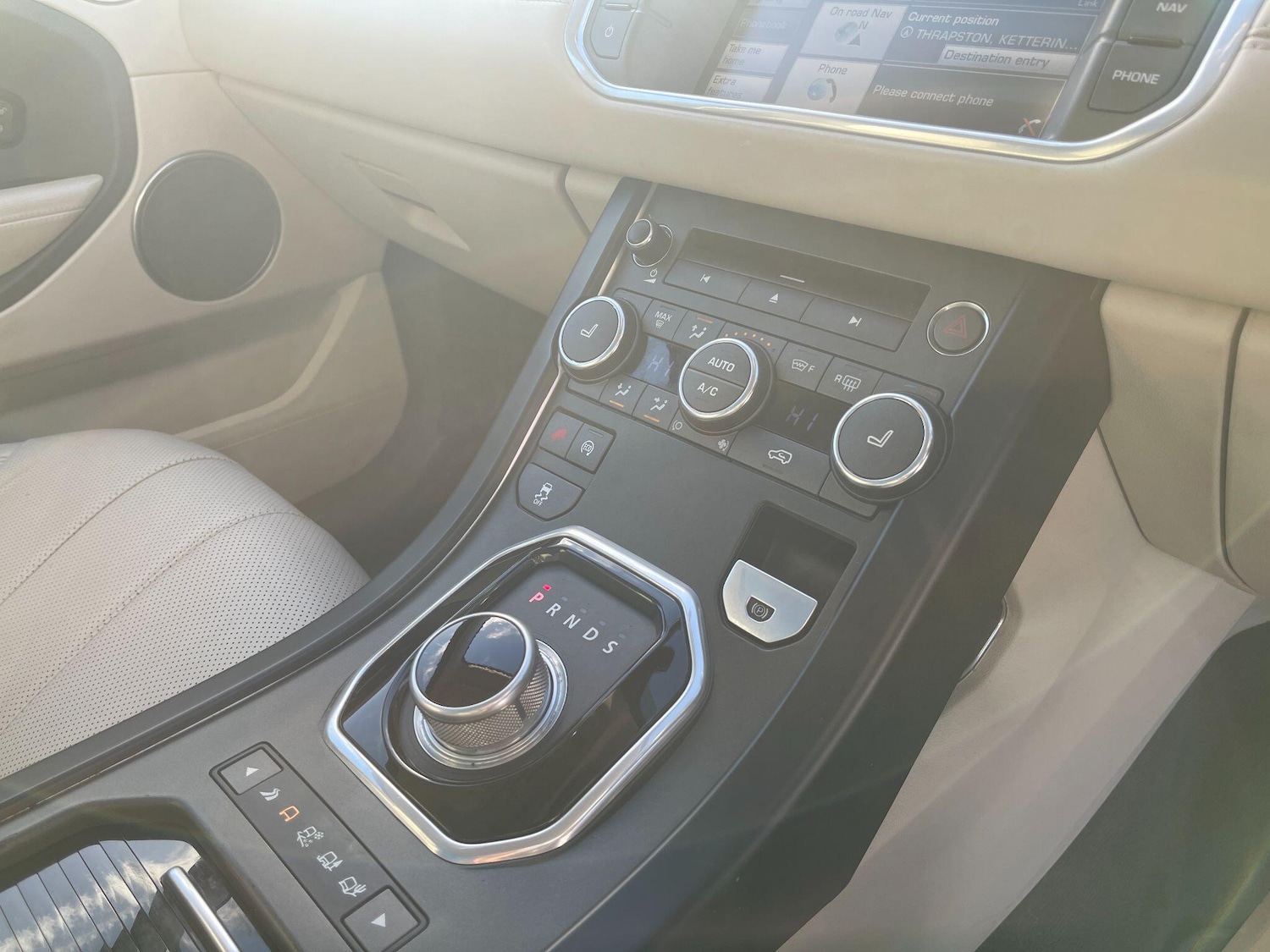 Used Land Rover Range Rover Evoque 2014 for sale - 76832284: Photo 10