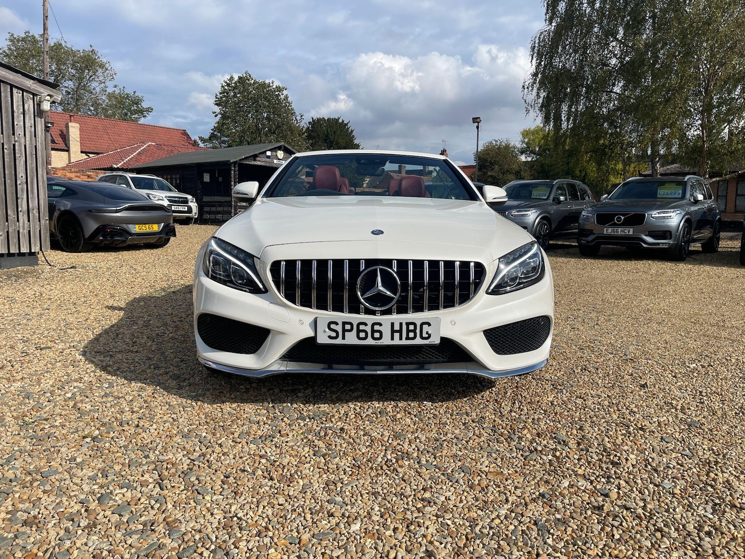 Used Mercedes-Benz C-Class 2016 for sale - 76137225: Photo 2