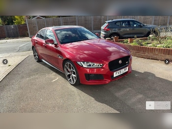 Used Jaguar XE 2016 for sale - 76456987: Photo