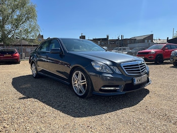 Used Mercedes-Benz E Class 2011 for sale - 78361798: Photo