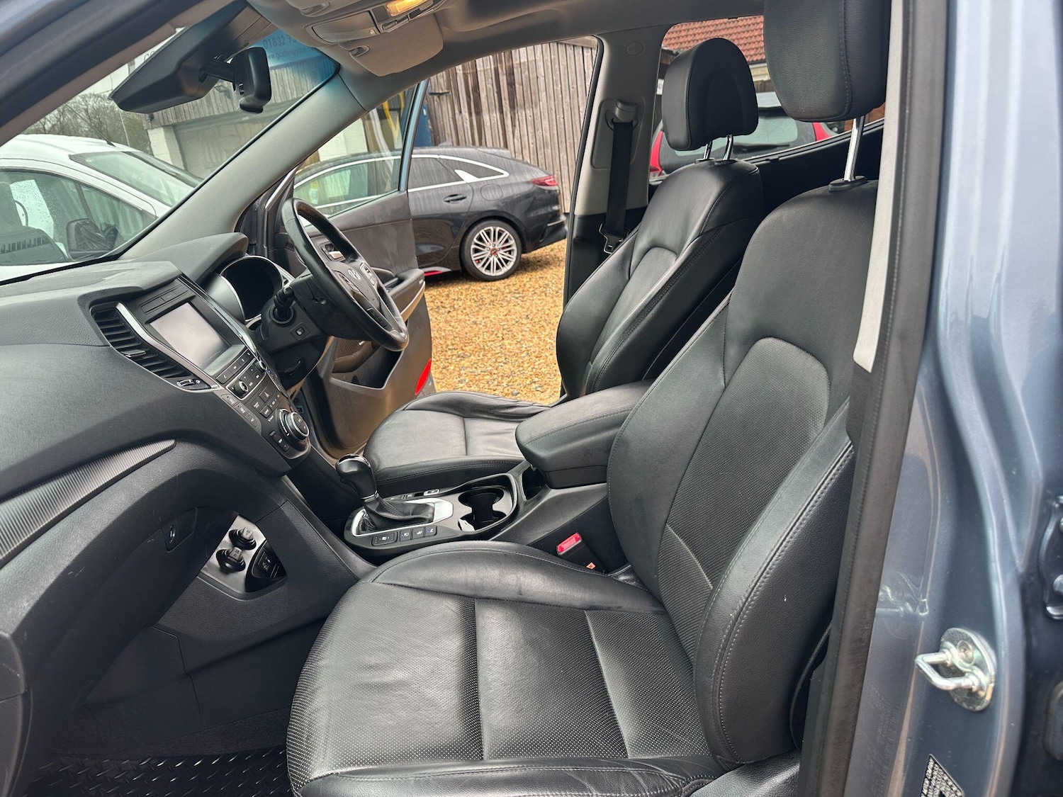 Used Hyundai Santa Fe for sale - 77291600: Photo 11