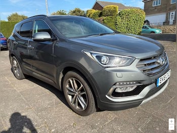 Used Hyundai Santa Fe 2018 for sale - 79698823: Photo