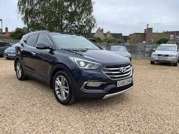 Used Hyundai Santa Fe 2016 for sale - 78741356: Photo