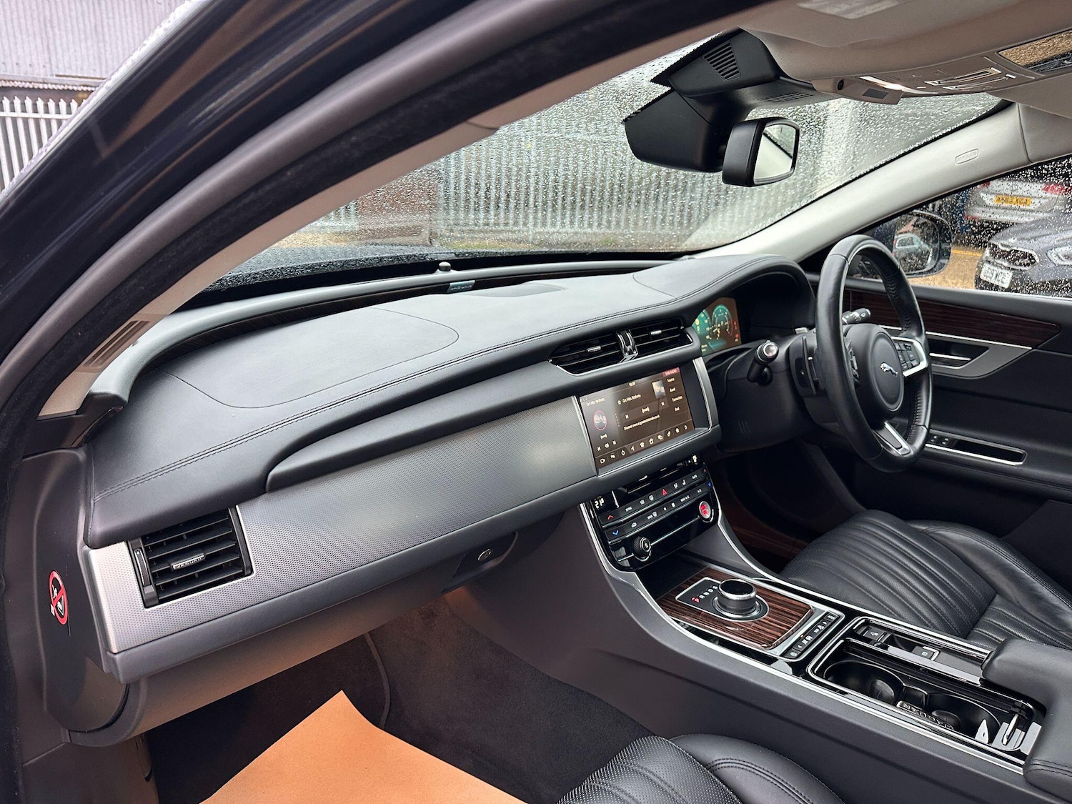 Used Jaguar XF 2017 for sale - 77191768: Photo 13