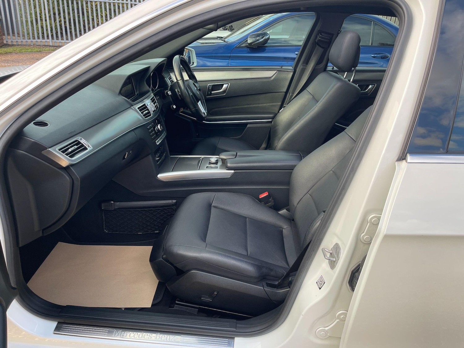 Used Mercedes-Benz E Class 2014 for sale - 76371434: Photo 13