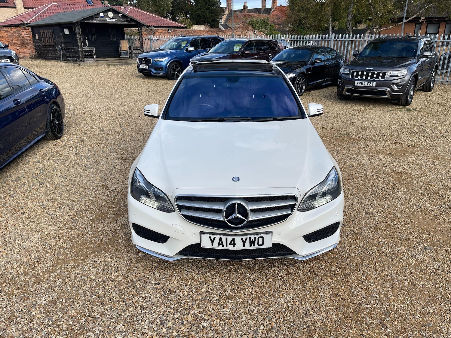 Used Mercedes-Benz E Class 2014 for sale - 76371434: Photo 16