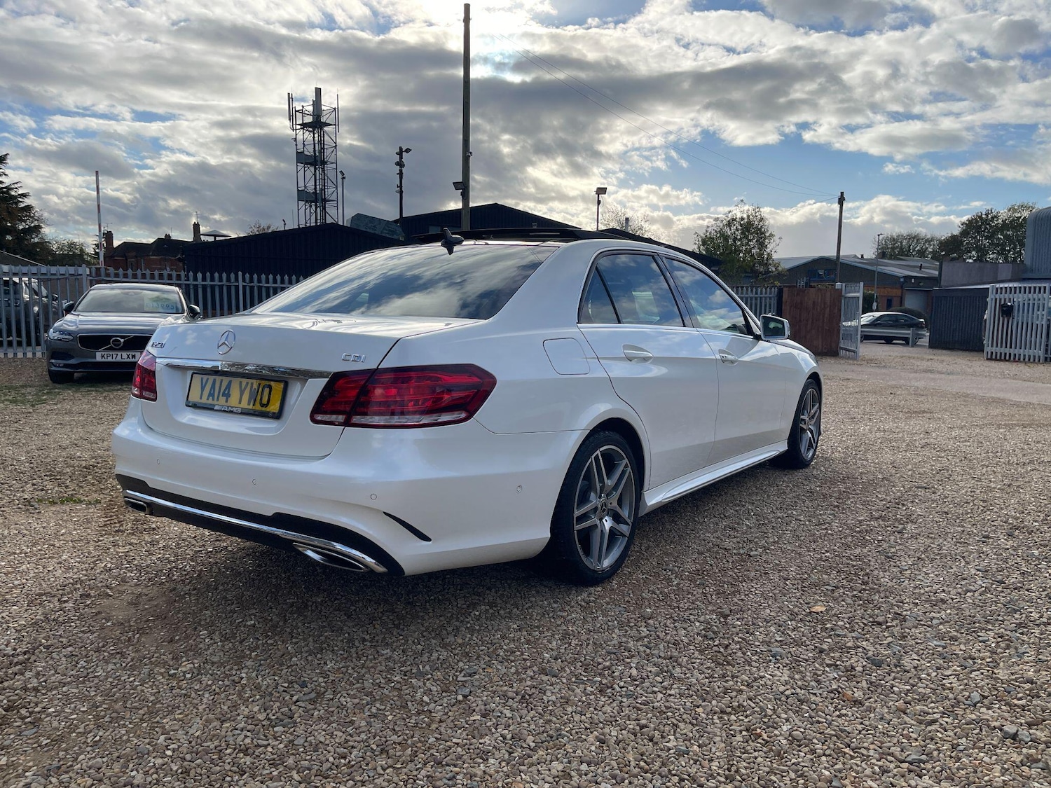 Used Mercedes-Benz E Class 2014 for sale - 76371434: Photo 6