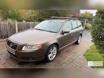 Used Volvo V70 2013 for sale - 76441187: Photo