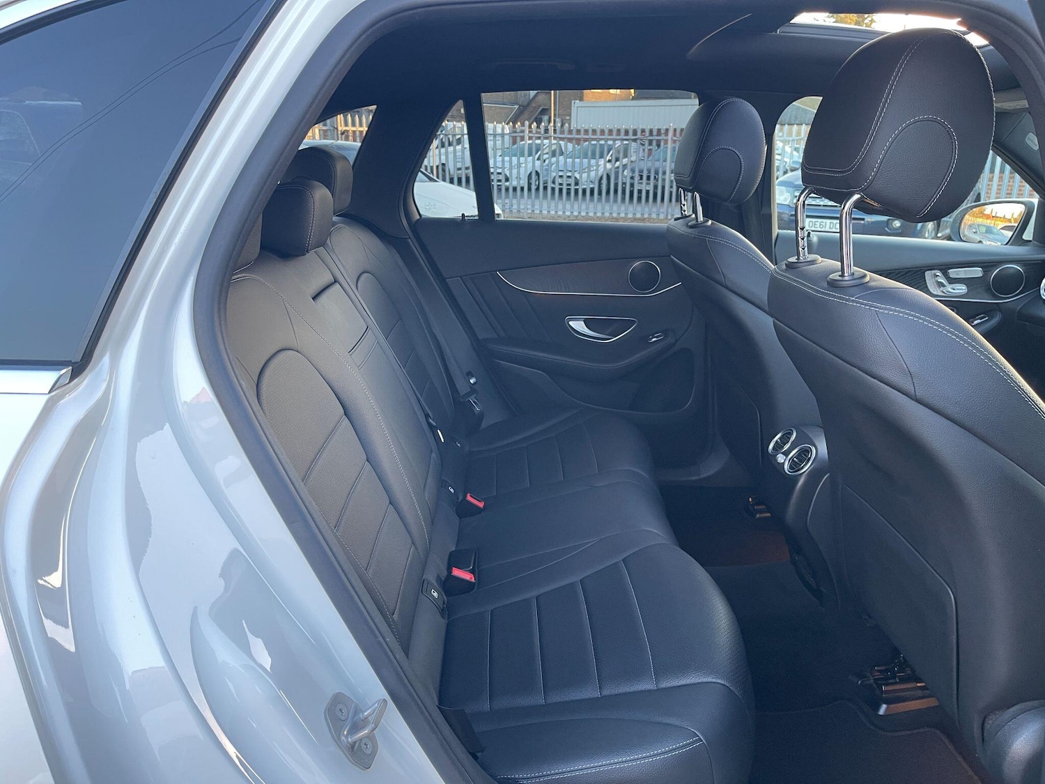 Used Mercedes-Benz GLC 2017 for sale - 76786875: Photo 18