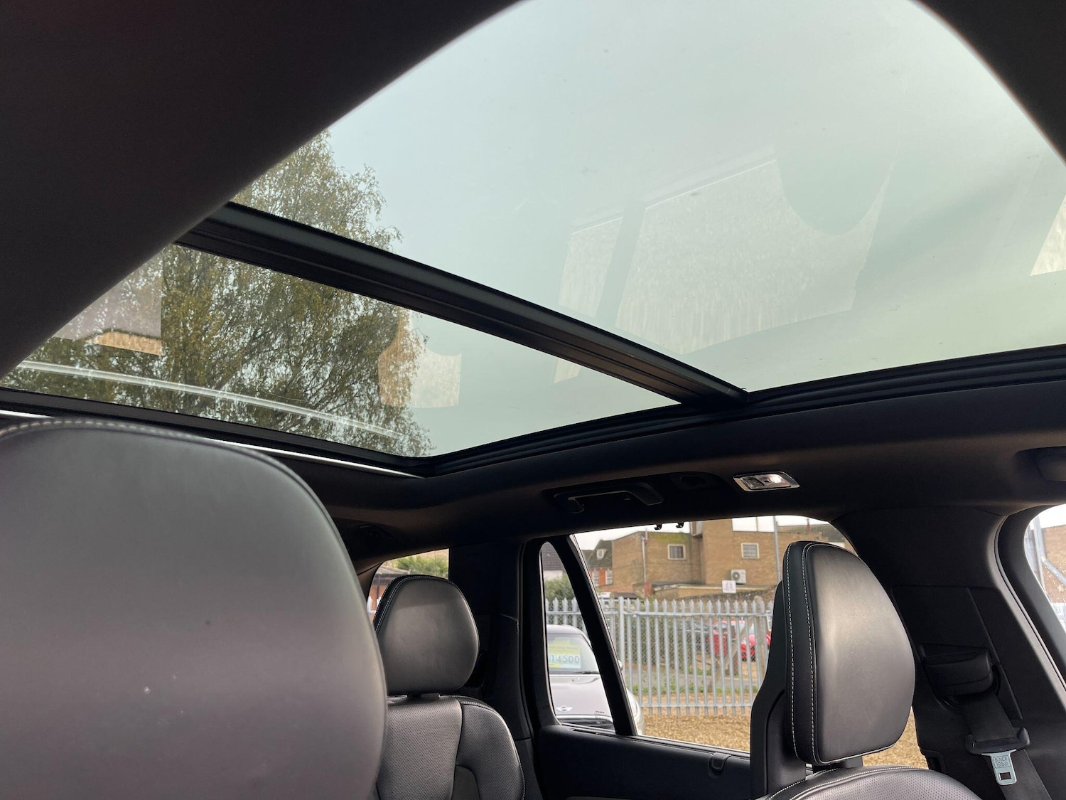 Used Volvo XC90 2016 for sale - 76409390: Photo 9