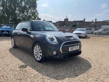 Used MINI Hatch 2017 for sale - 79236170: Photo