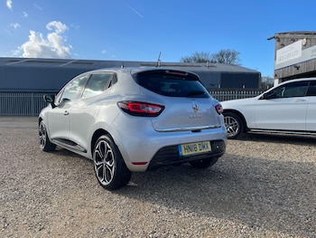 Used Renault Clio 2018 for sale - 78236587: Photo