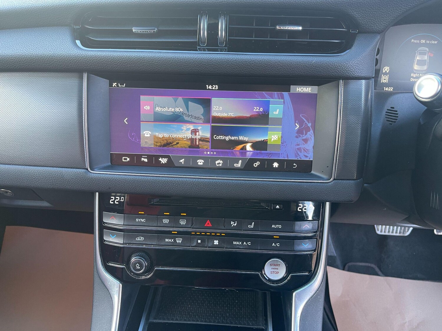 Used Jaguar XF 2017 for sale - 77575227: Photo 14