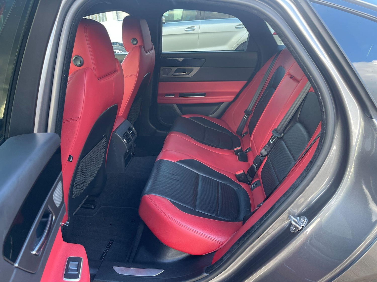 Used Jaguar XF 2017 for sale - 77575227: Photo 18