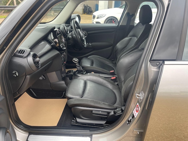 Used MINI Hatch 2017 for sale - 76260489: Photo 13
