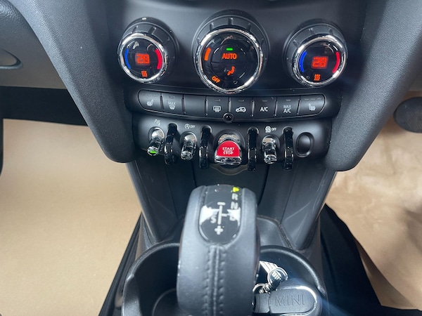 Used MINI Hatch 2017 for sale - 76260489: Photo 16