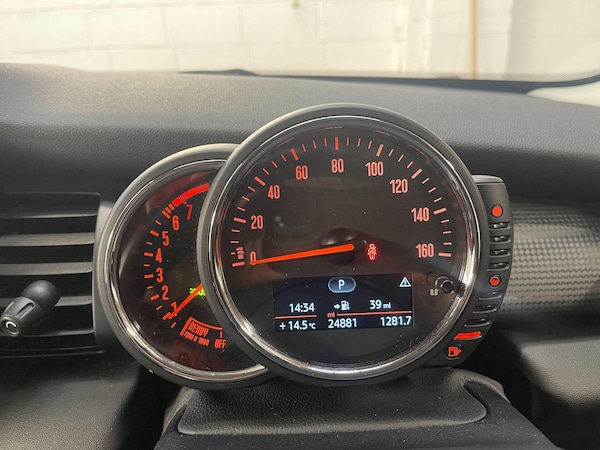 Used MINI Hatch 2017 for sale - 76260489: Photo 19