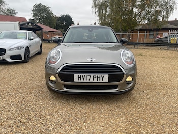 Used MINI Hatch 2017 for sale - 76260489: Photo 2