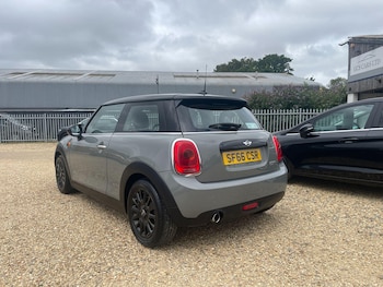 Used MINI Hatch 2017 for sale - 79247521: Photo