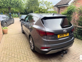 Used Hyundai Santa Fe 2015 for sale - 78981587: Photo