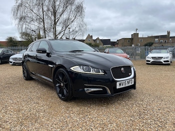 Used Jaguar XF 2015 for sale - 78236600: Photo