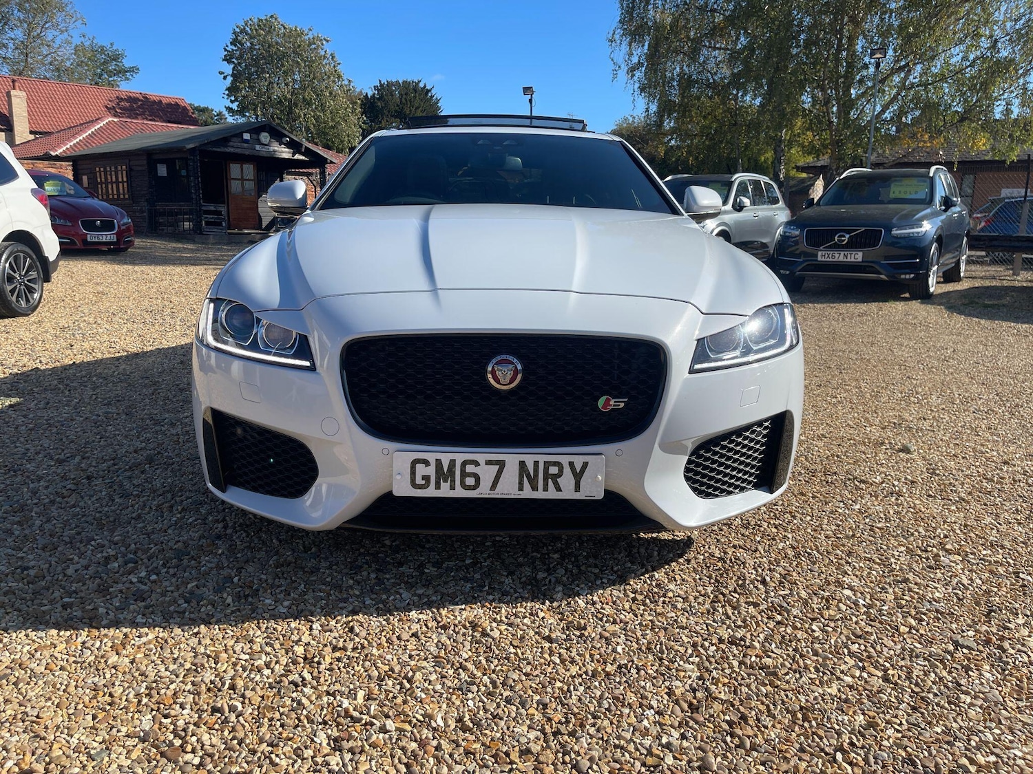 Used Jaguar XF 2017 for sale - 76189752: Photo 23