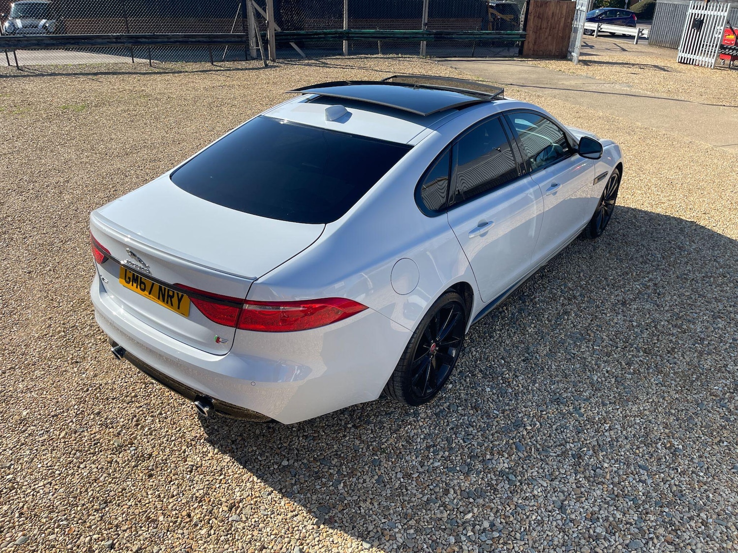 Used Jaguar XF 2017 for sale - 76189752: Photo 6
