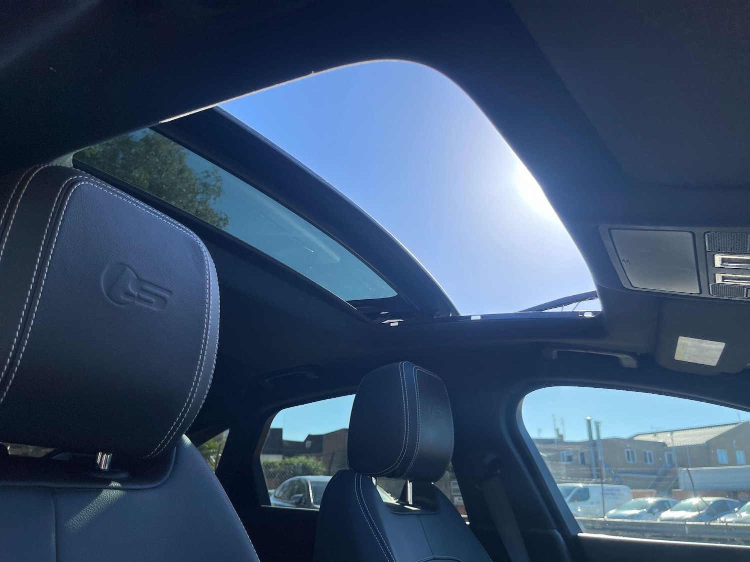 Used Jaguar XF 2017 for sale - 76189752: Photo 9