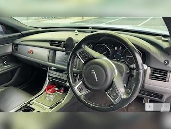 Used Jaguar XF 2015 for sale - 78236598: Photo