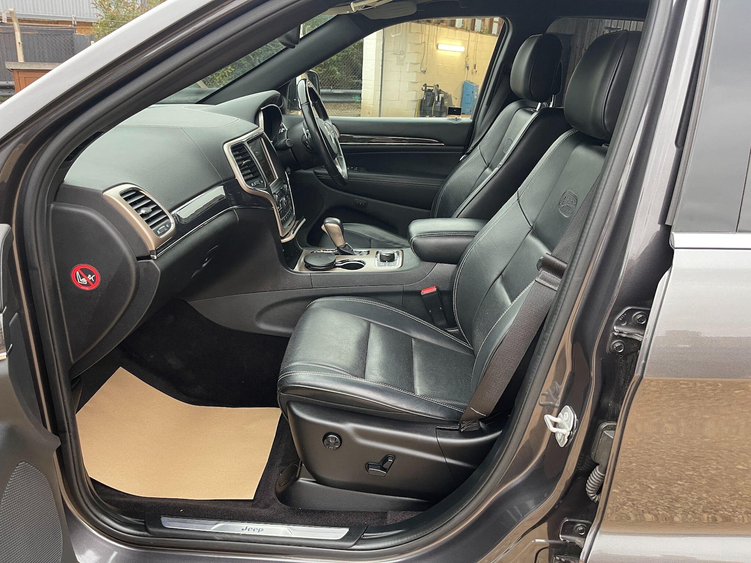 Used Jeep Grand Cherokee 2016 for sale - 77203007: Photo 14