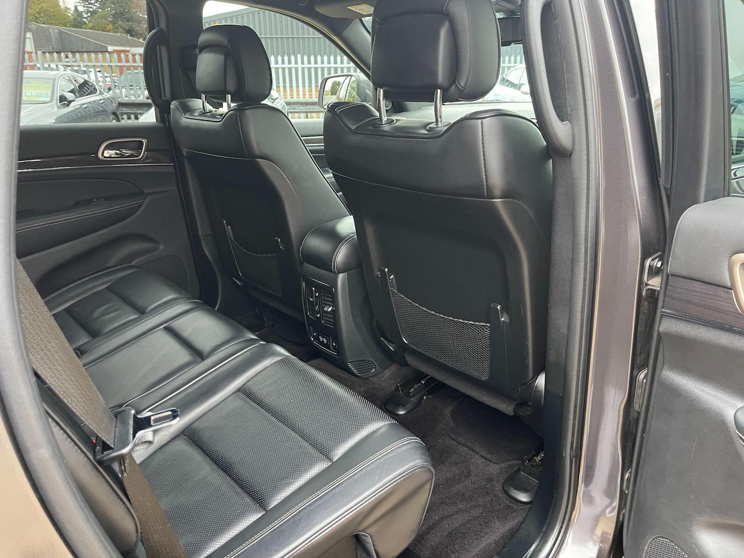 Used Jeep Grand Cherokee 2016 for sale - 77203007: Photo 9