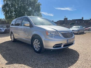 Used Chrysler Grand Voyager 2012 for sale - 79496763: Photo