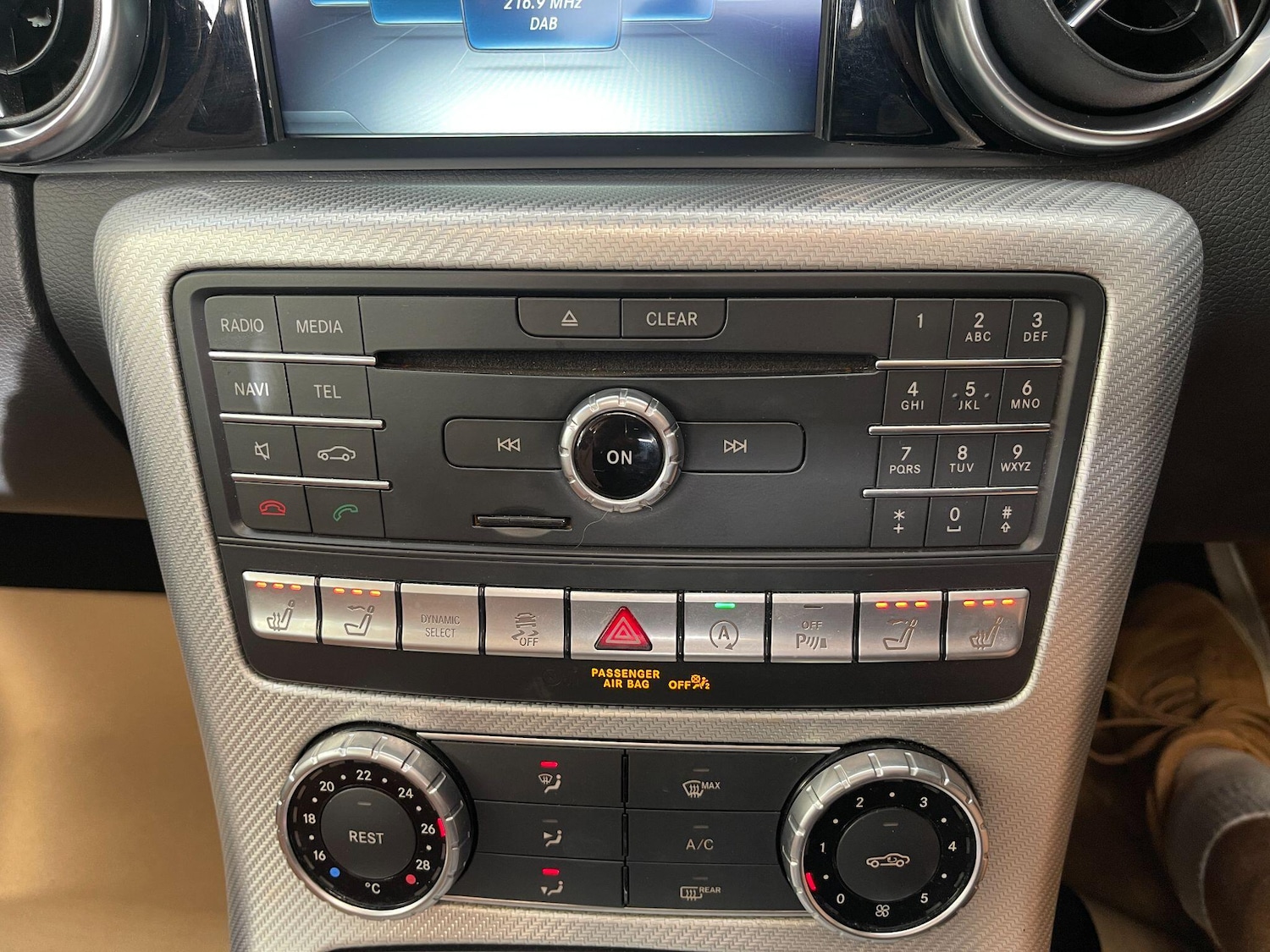 Used Mercedes-Benz SLC 2017 for sale - 76572731: Photo 16