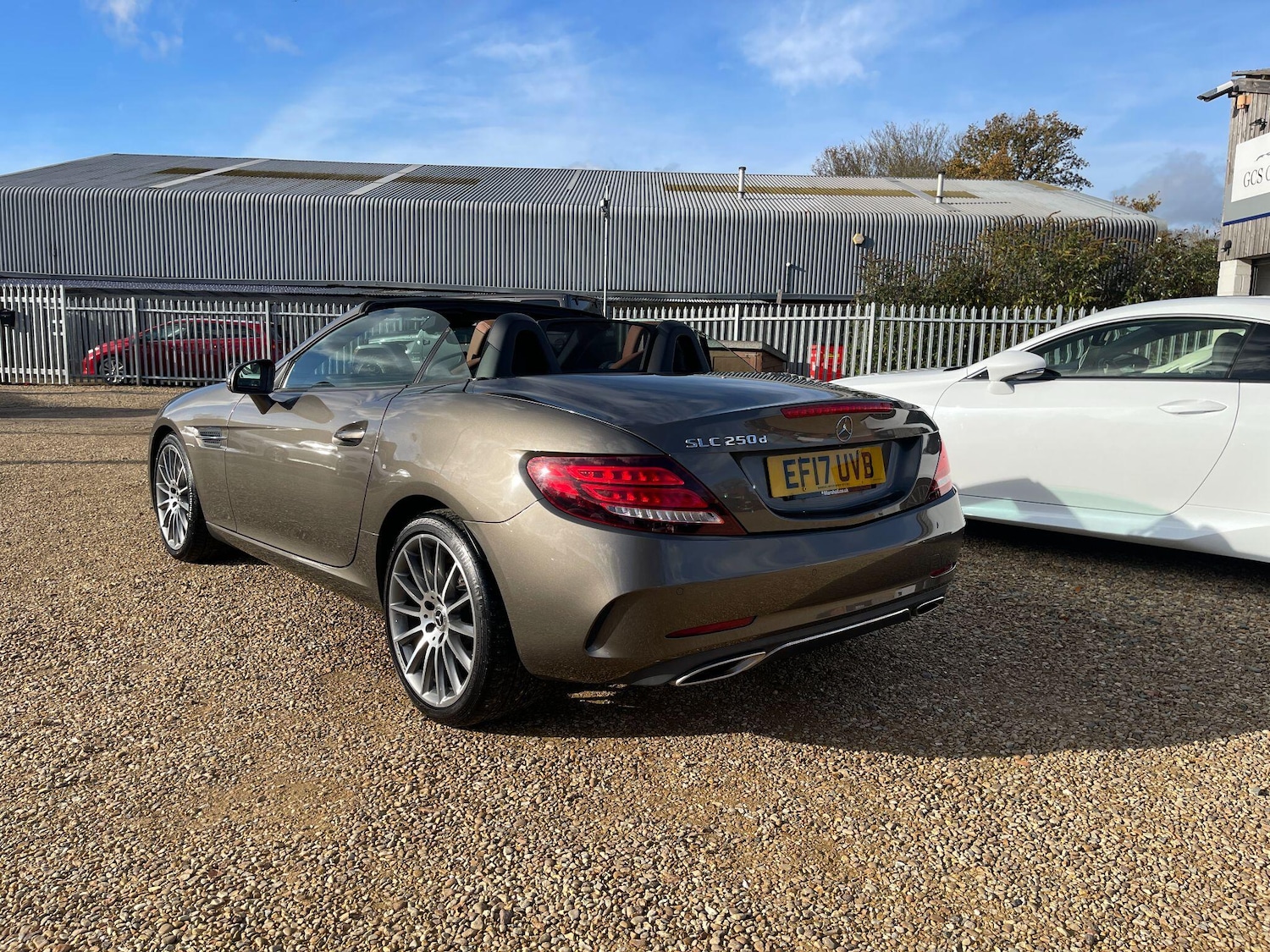 Used Mercedes-Benz SLC 2017 for sale - 76572731: Photo 4