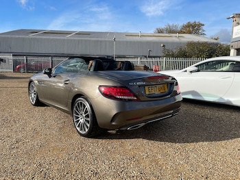 Used Mercedes-Benz SLC 2017 for sale - 76572731: Photo