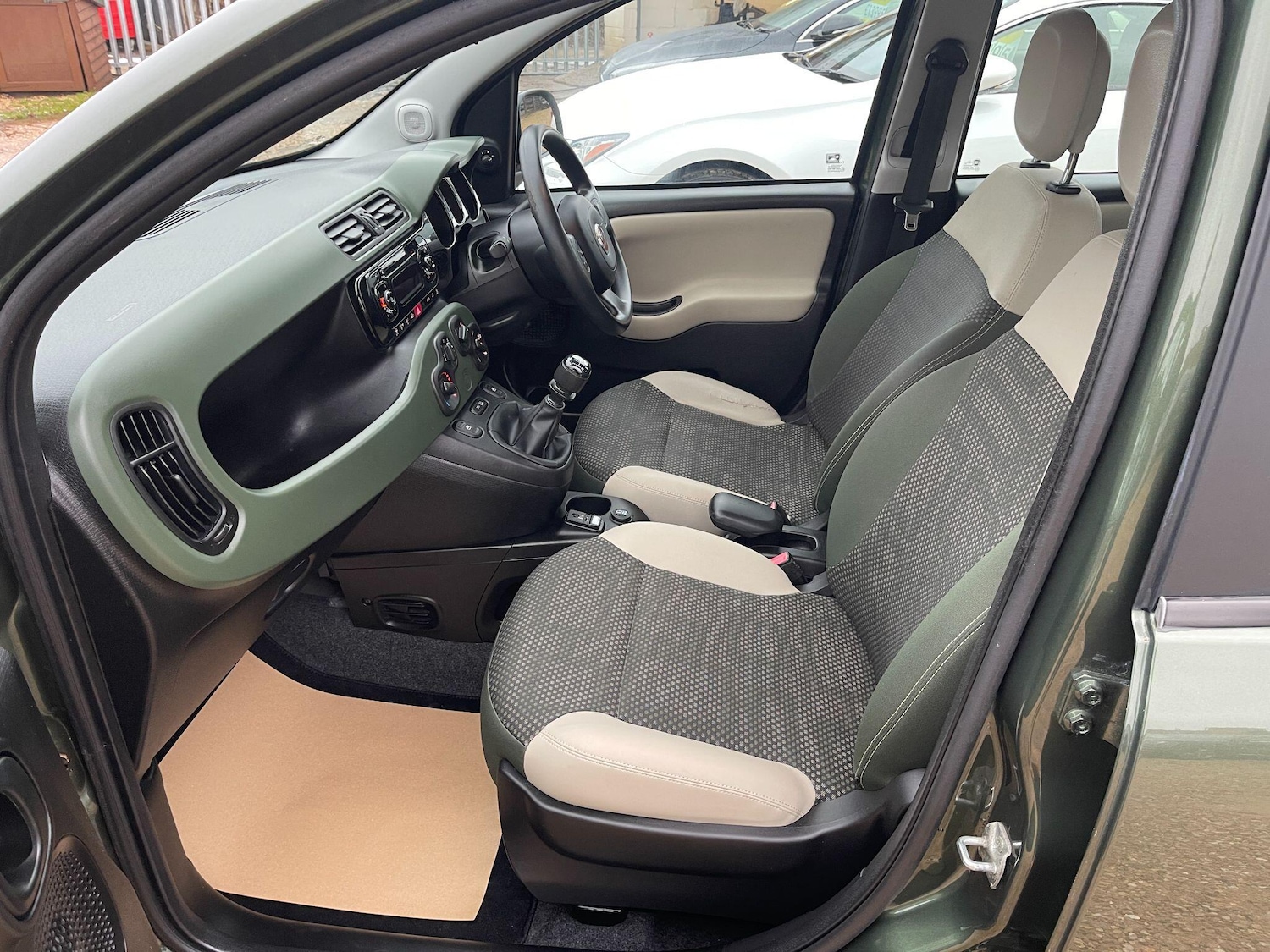 Used Fiat Panda 2015 for sale - 77202469: Photo 11