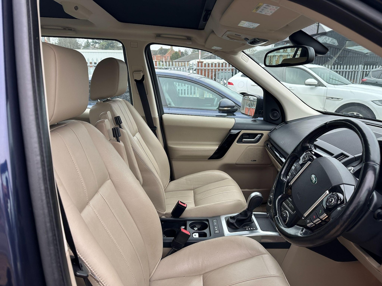 Used Land Rover Freelander 2014 for sale - 77424625: Photo 2