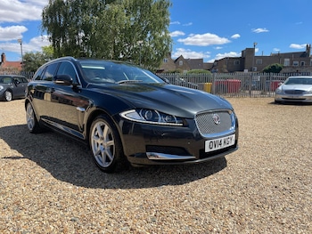 Used Jaguar XF 2014 for sale - 79328846: Photo