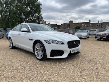 Used Jaguar XF 2016 for sale - 79280018: Photo