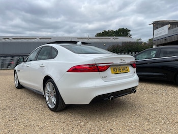 Used Jaguar XF 2016 for sale - 79280018: Photo