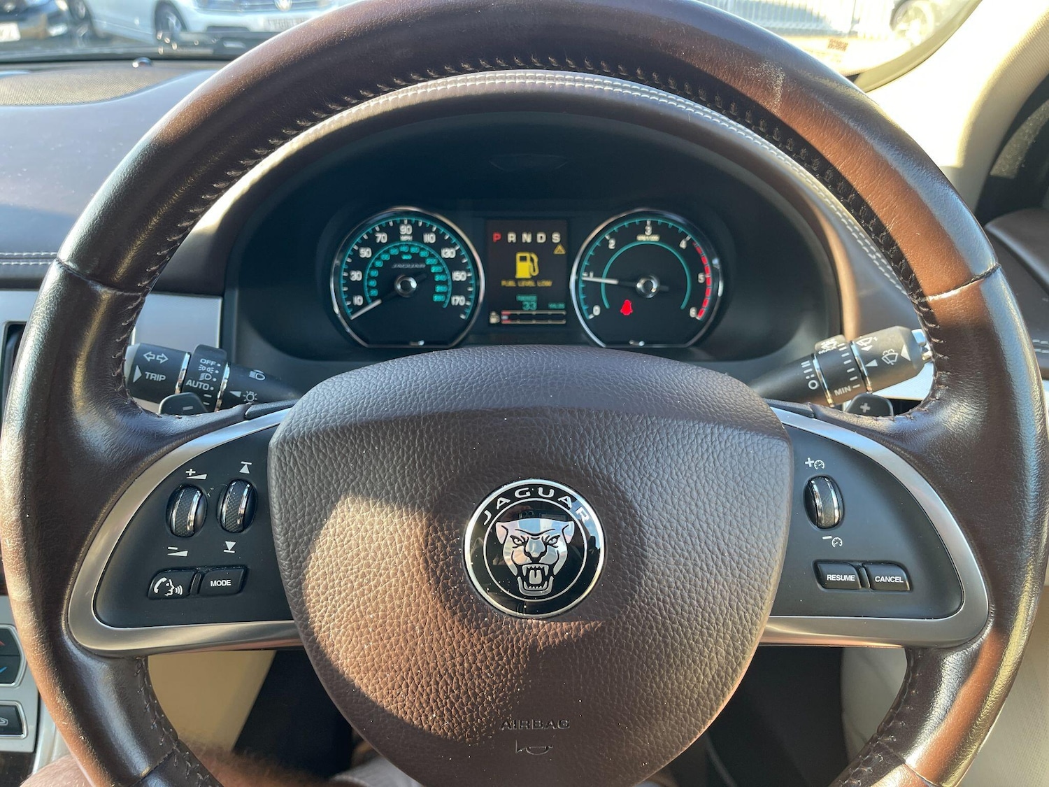 Used Jaguar XF 2015 for sale - 77203799: Photo 9