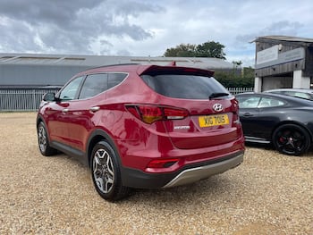 Used Hyundai Santa Fe 2017 for sale - 79726181: Photo