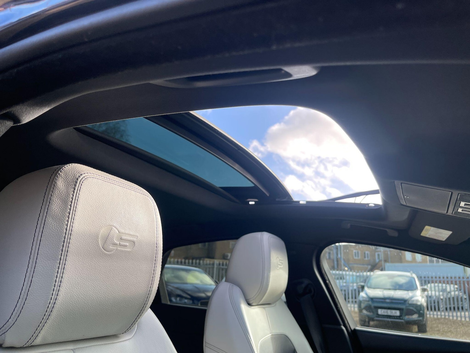 Used Jaguar XF 2017 for sale - 77387222: Photo 16