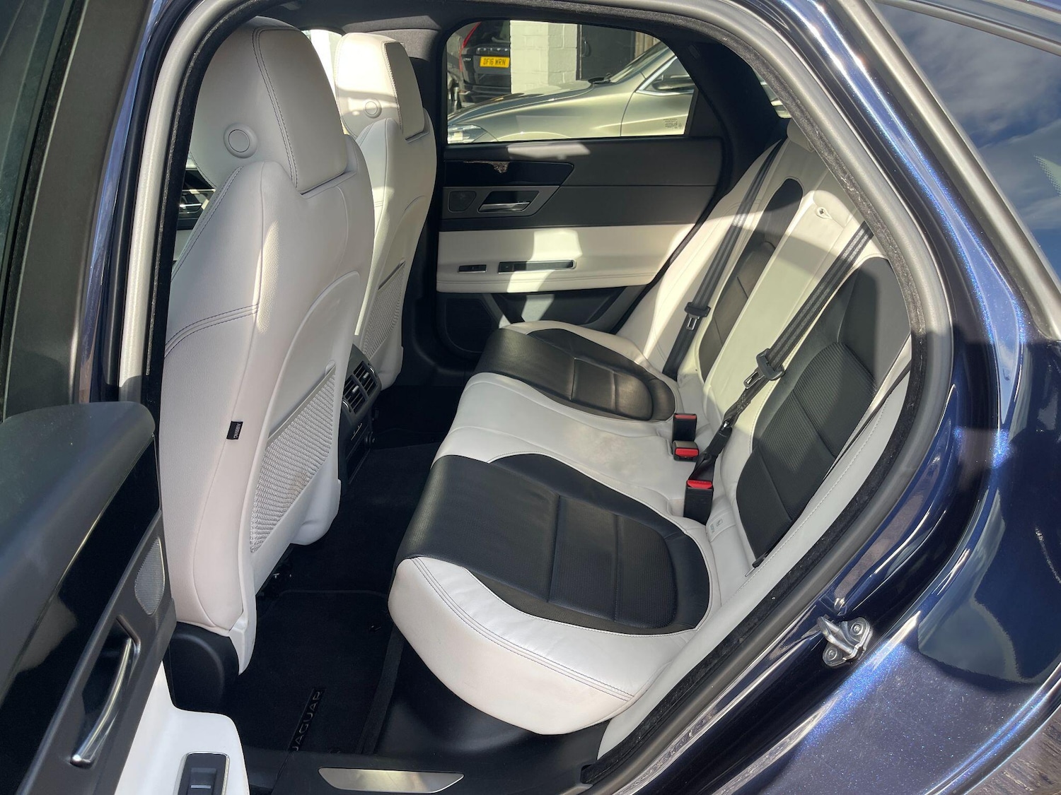 Used Jaguar XF 2017 for sale - 77387222: Photo 22