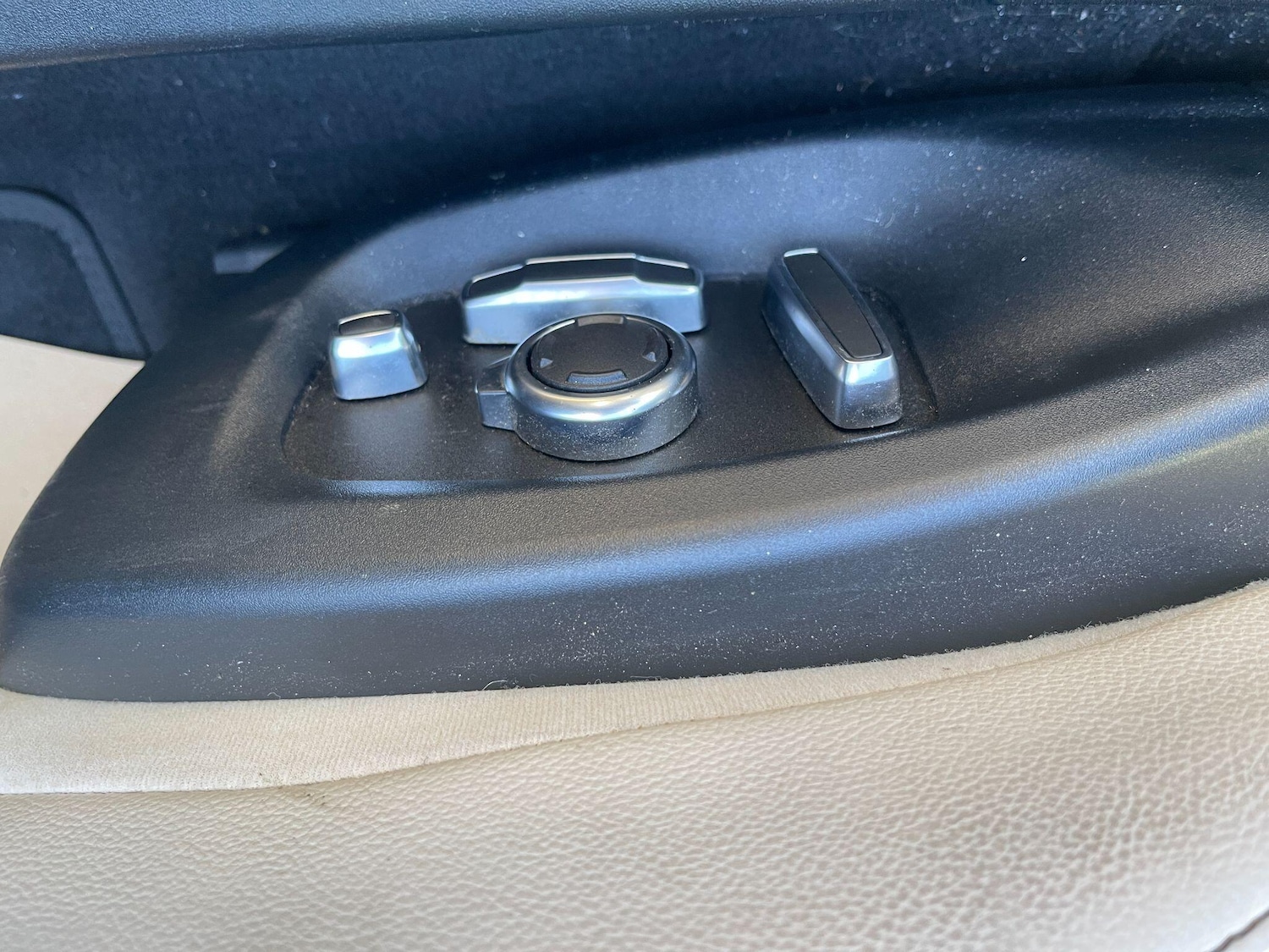 Used Jaguar XF 2017 for sale - 77387222: Photo 9