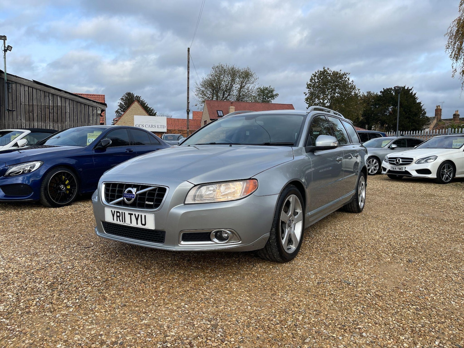 Used Volvo V70 2011 for sale - 76472588: Photo 3