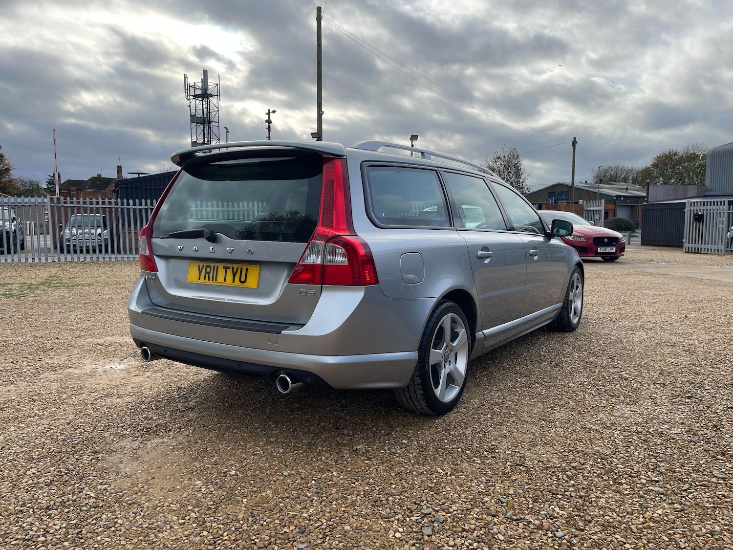 Used Volvo V70 2011 for sale - 76472588: Photo 6